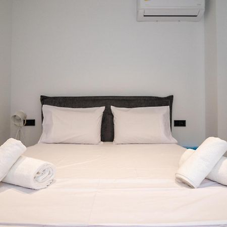 Facadoro Luxury Apartments Atenas Exterior foto