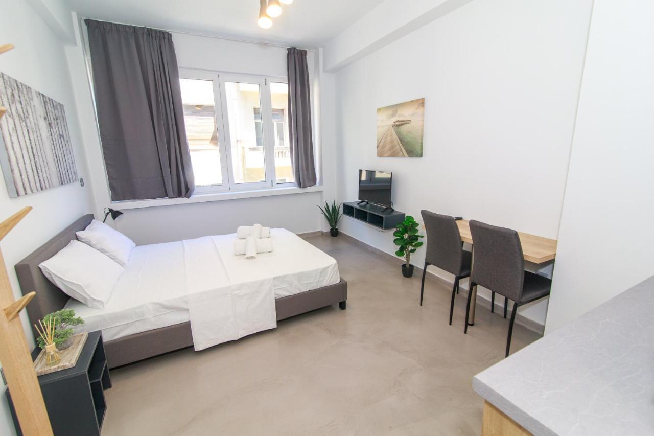 Facadoro Luxury Apartments Atenas Exterior foto