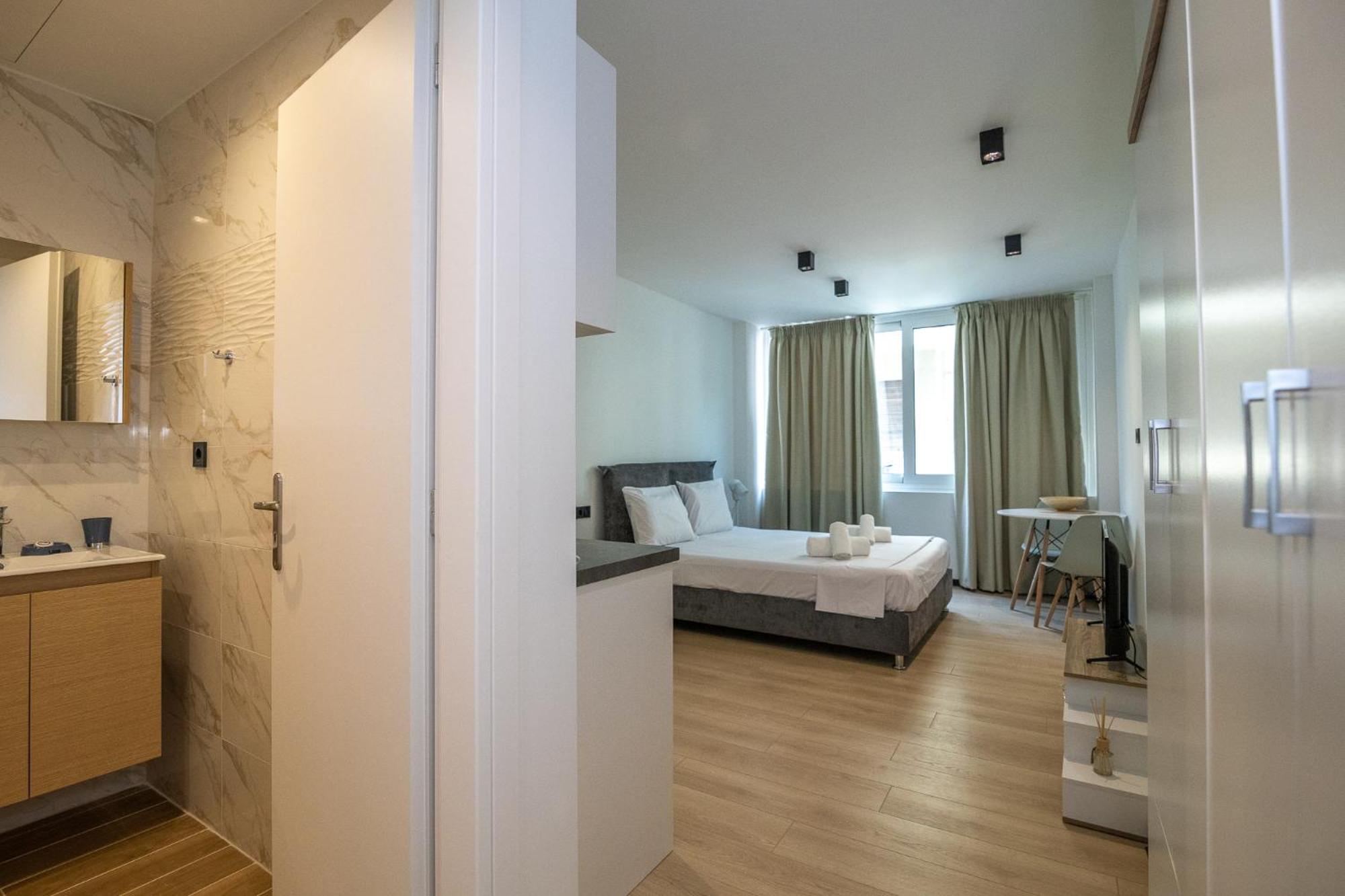 Facadoro Luxury Apartments Atenas Exterior foto